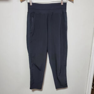 ATHLETA Nolita Slim Tapered Leg 25" Crop Pants Travel Stretch Black Women's 4